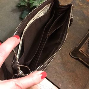 Singnature large wristlet